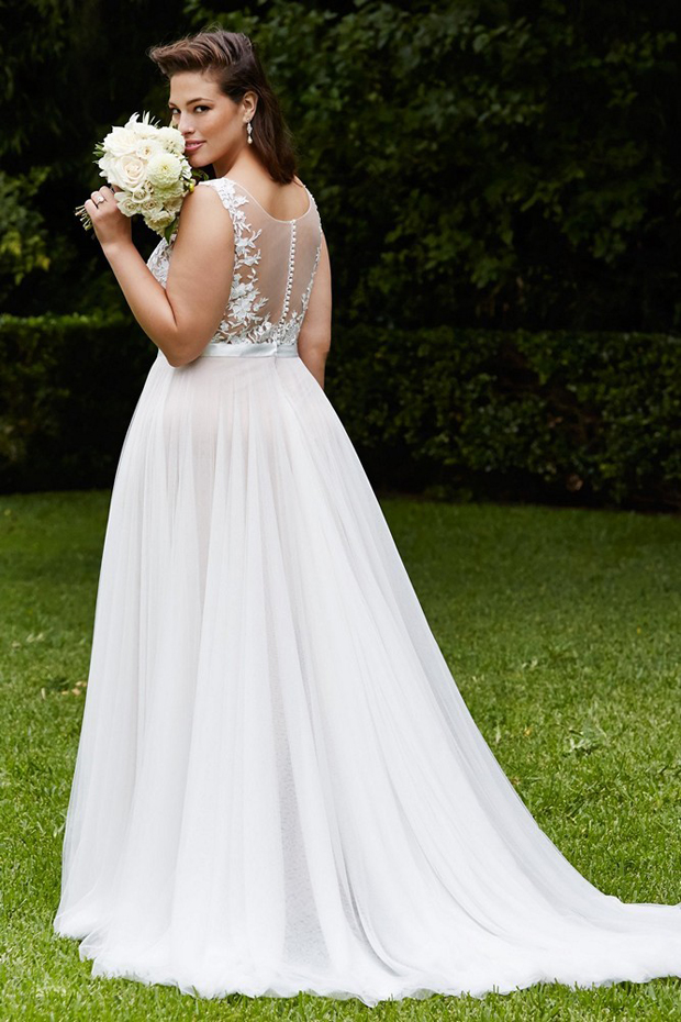 5 best wedding dress for rectangle body shape plus size, by sarah fashion