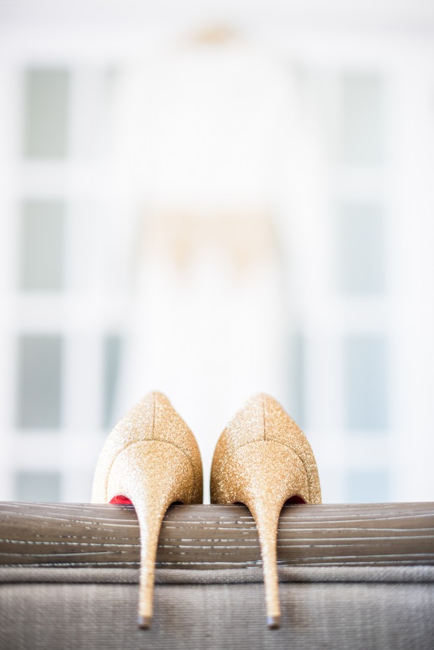 gold-sparkly-wedding-shoes