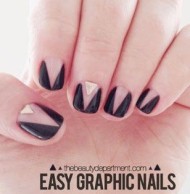 Black & Gold Graphic Nails