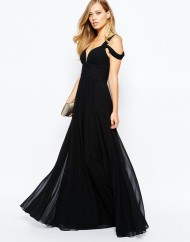 Forever Unique Sweetheart Maxi Dress