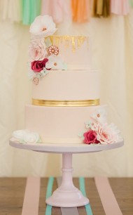 Pink & Gold Wedding Cake 