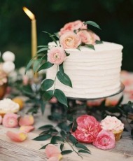 Wildflower White Cake 